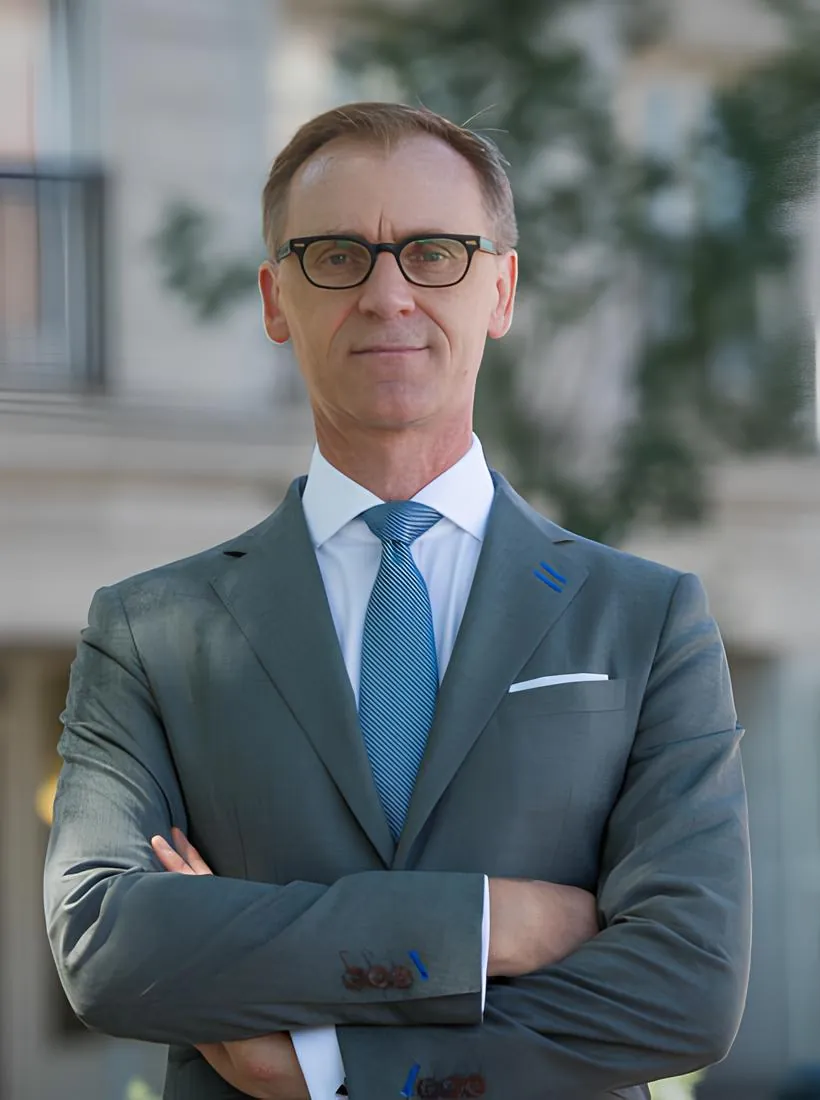 Trevor Smith, Principal Lawyer